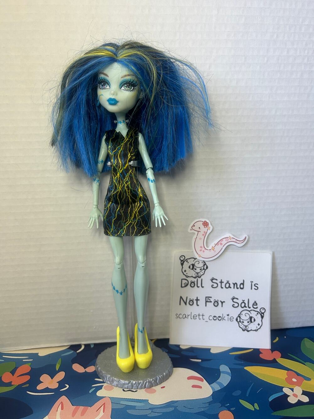Monster High Freaky Fusion Recharge Chamber Frankie Stein Doll #47